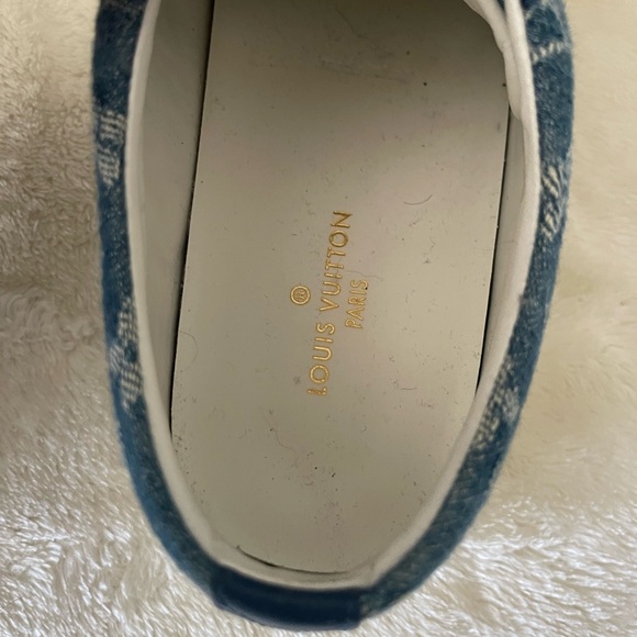 LOUIS VUITTON Stellar Low Top Denim Blue Sneakers - Picture 9 of 10